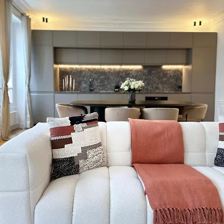 1558 Monceau Luxurious Paradise Retreat * Paris