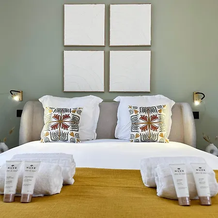 1558 Monceau Luxurious Paradise Retreat Paris