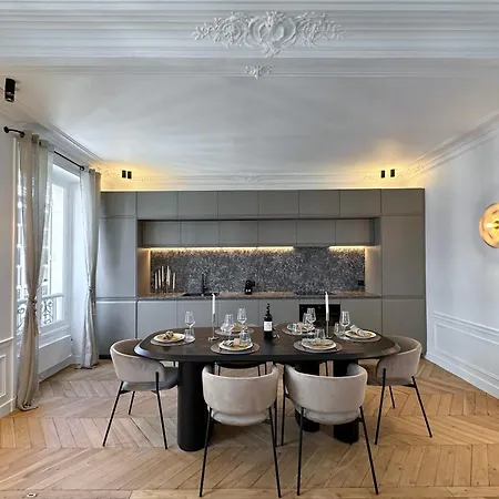 1558 Monceau Luxurious Paradise Retreat Apartment Paris