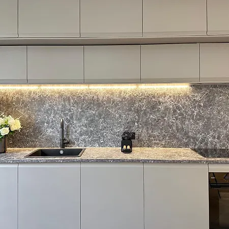 1558 Monceau Luxurious Paradise Retreat